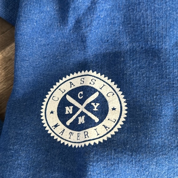 COPY - New York Rangers Sweatshirt - Picture 3 of 4